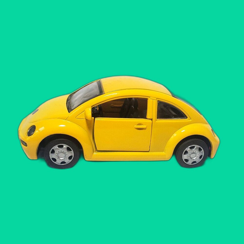 Volkswagen Beetle Die-Cast pullback Vintage Toy Car